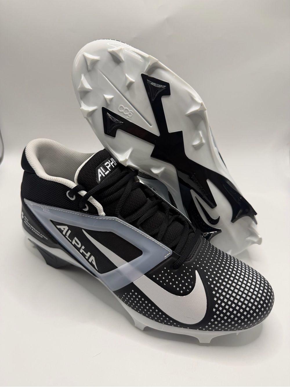 Nike Alpha Menace Pro 4 Men's Black and White Football Cleats